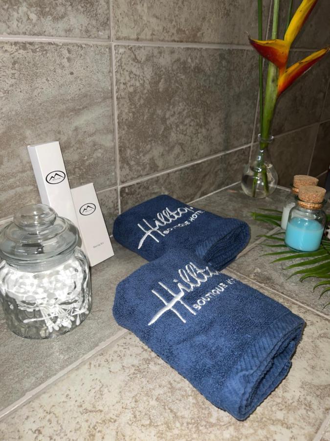 Hilltop Boutique Hotel Victoria Bagian luar foto